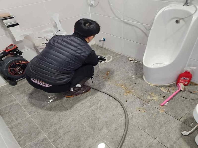별내 소변기막힘 작업사례 10