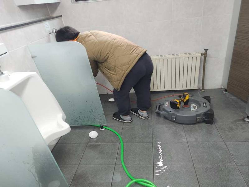 별내 소변기막힘 작업사례 3